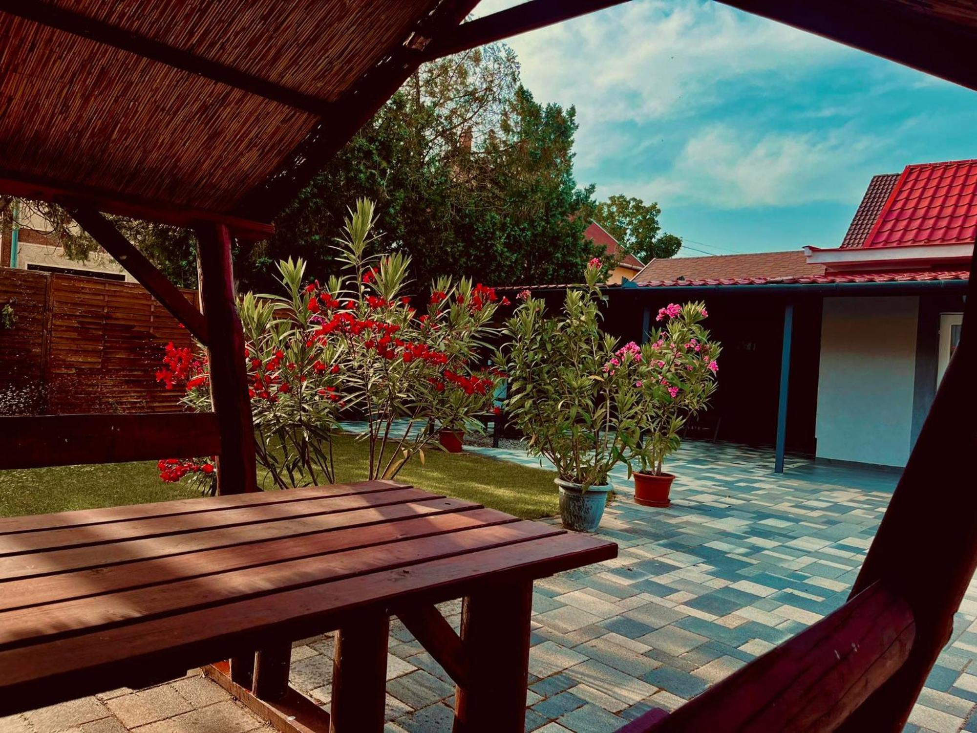 Tahiti Garden Apartament